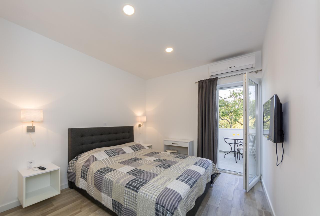 Rooms & Apartments Bruno Stobrec Ngoại thất bức ảnh