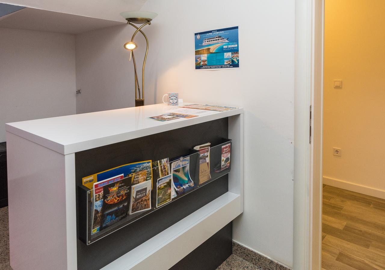 Rooms & Apartments Bruno Stobrec Ngoại thất bức ảnh