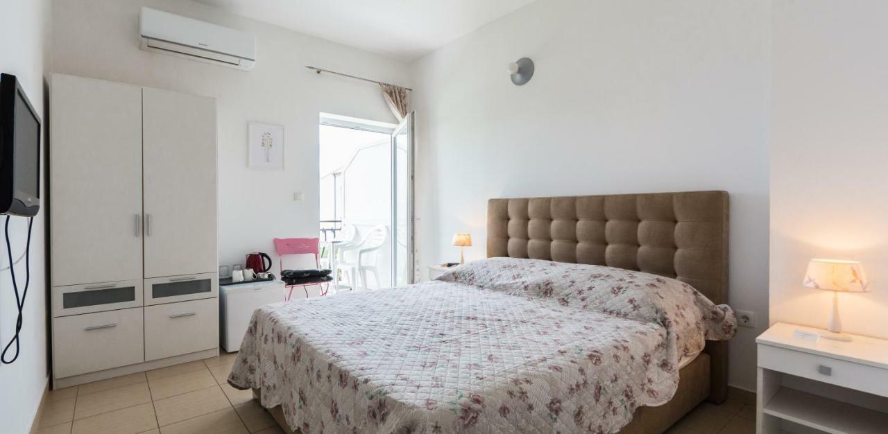 Rooms & Apartments Bruno Stobrec Ngoại thất bức ảnh